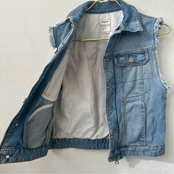 ZADIG & VOLTAIRE ‘LIFE IS GREAT’ STUDDED EMBROIDERED SKULL DENIM VEST, SIZE S - Picture 6 of 11